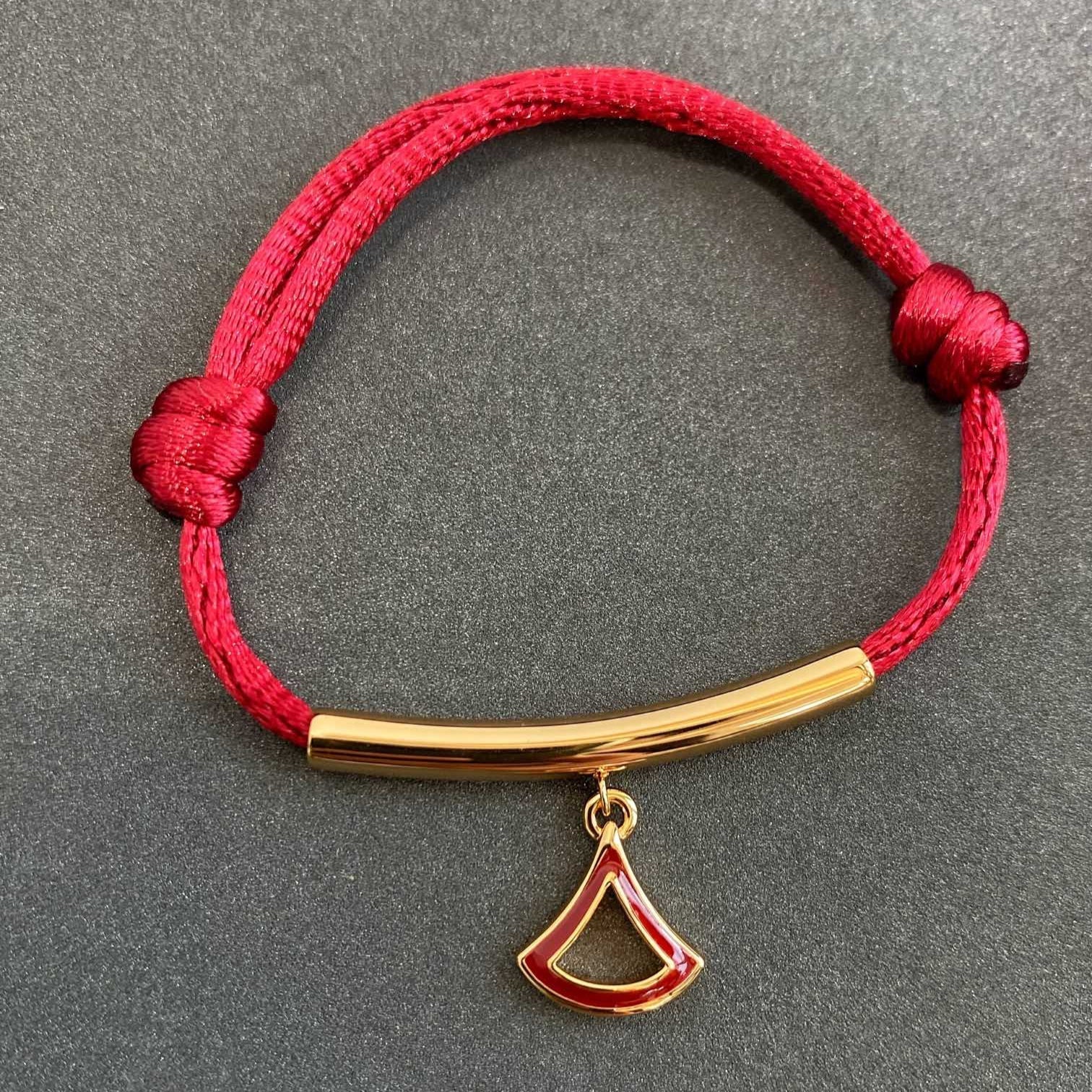 Bvlgari 1 Motif Lucky Red Bracelet Gold
