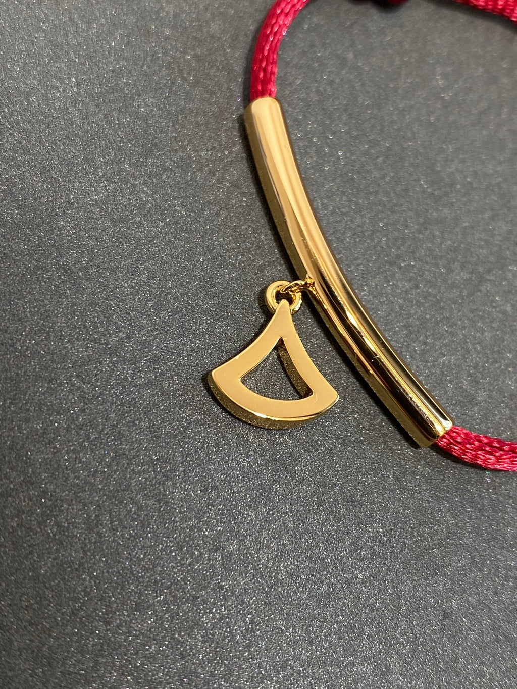 Bvlgari 1 Motif Lucky Red Bracelet Gold