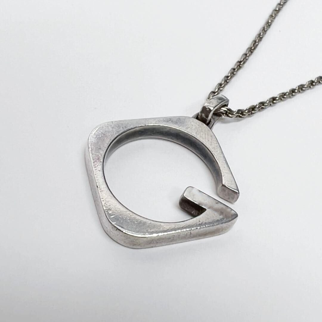 Gucci GG Pendant Necklace Logo Engraved G Charm Top Plate Silver