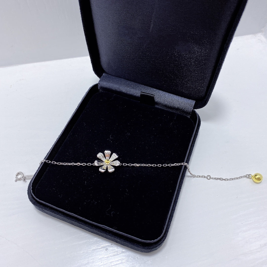 Tiffany Flower Return to Tif Bracelet
