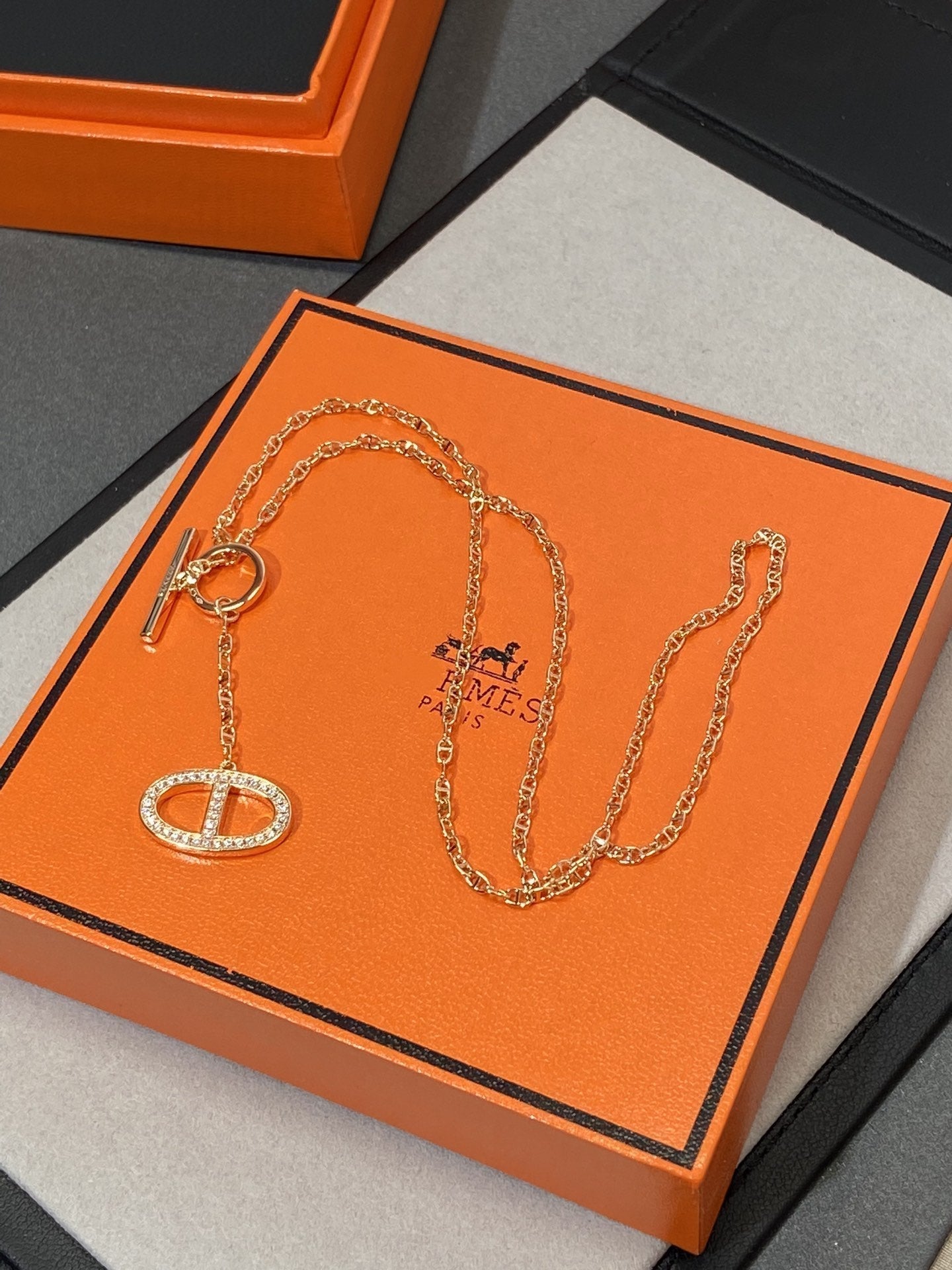 Hermes Chaine Small Full Diamond Pig Nose Pink Gold Necklace