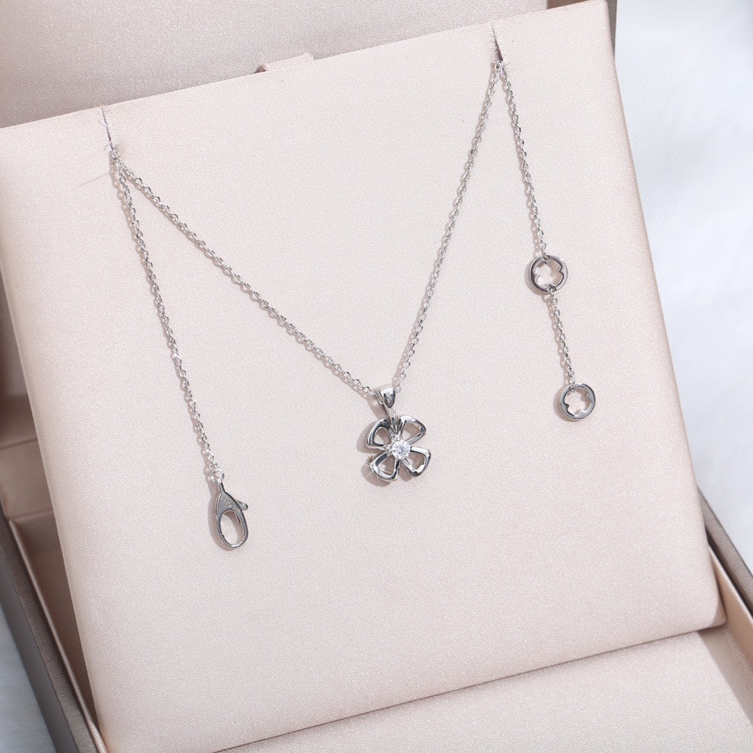 Bvlgari Fiorever Necklace Cubic Zirconia Center