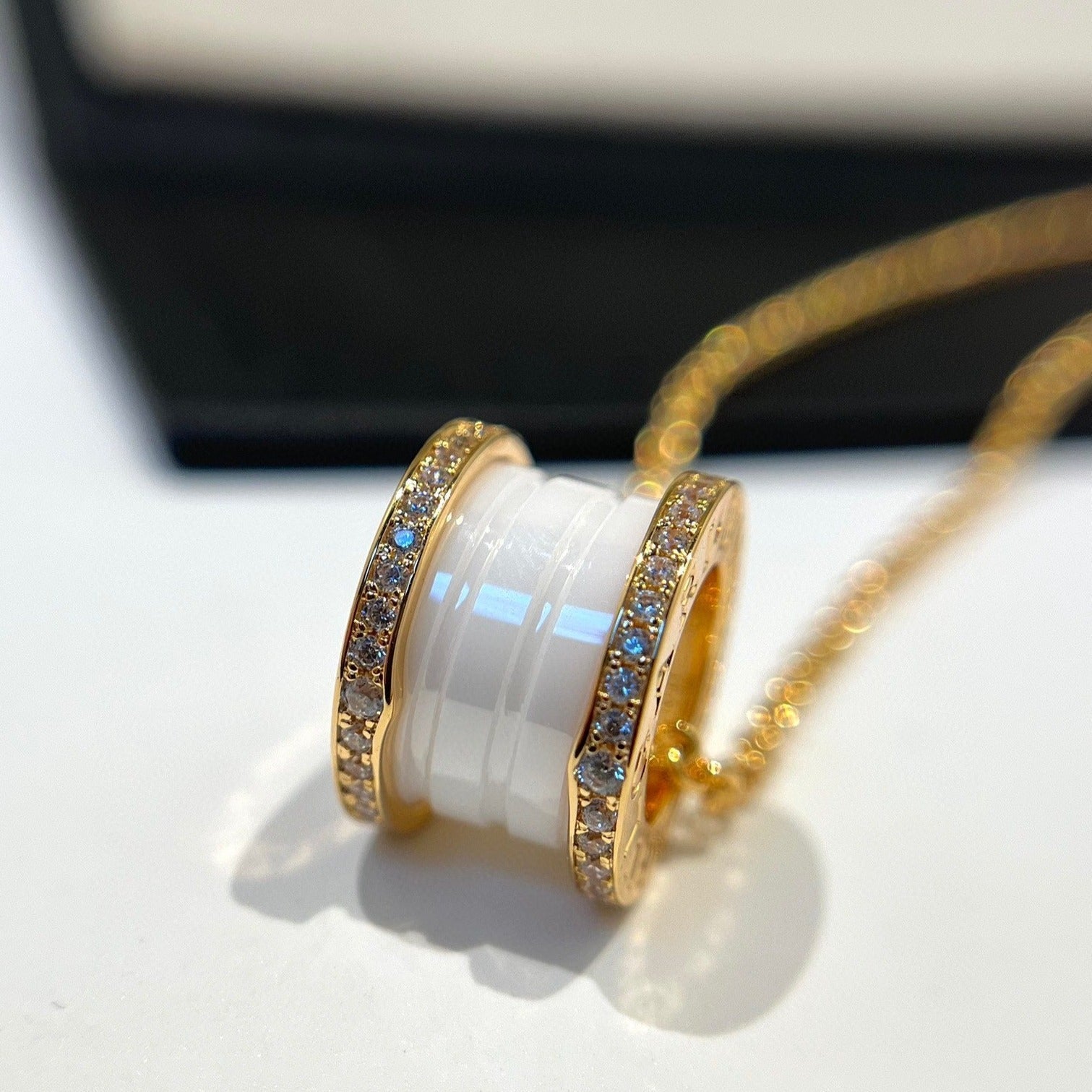Bvlgari Zero 1 White Ceramic Cubic Zirconia Pink Gold Necklace